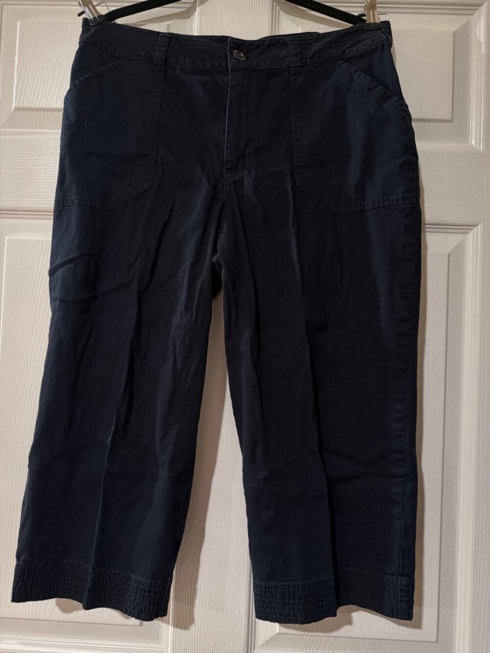TravelSmith Womens 14P Navy Cropped Pants With Elastic Waist & Stitch Hem Trim